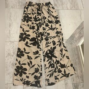 BloomChic Black and Cream Floral Pants